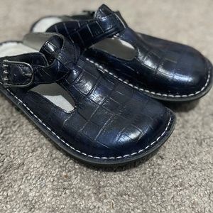 Clogs/ crocks